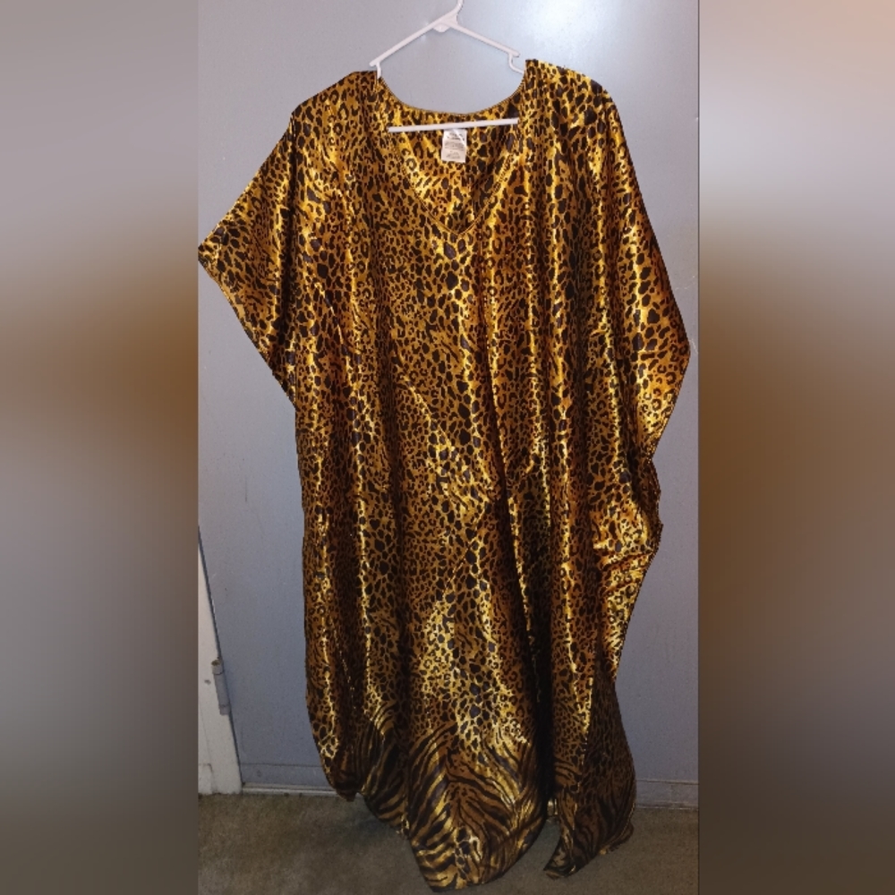 Woman Night Gown. One Size. Walmart Brand.